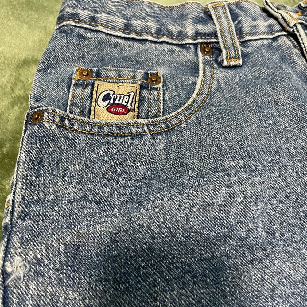 Cruel girl shorts size 9 - Picture 3 of 7